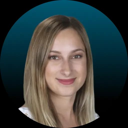 Yvonne Karall portrait